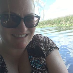 Meet your Posher, Debra